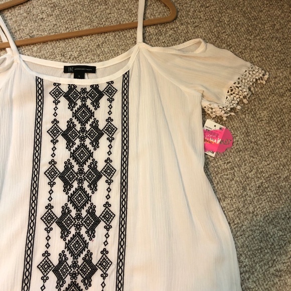 INC White Summer Blouse - Picture 10 of 11